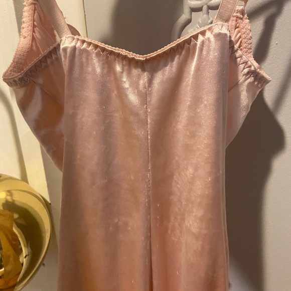 Elegant Pink Women's Vintage Bodysuit - Picture 10 of 11